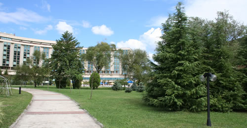 Четырех звездочный отель "Молния"