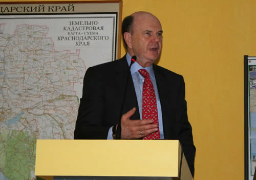 Главный врач Краснодарской краевой клинической больницы им. проф. С. В. Очаповского №1 профессор В. А. Порханов